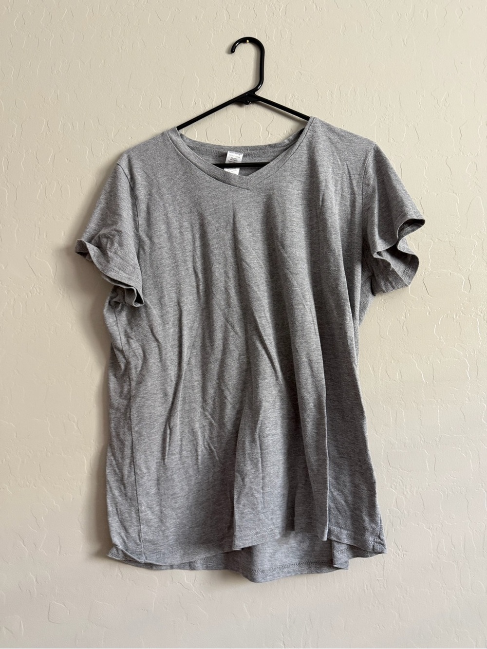 west loop Women's Heather Gray V-Neck Short Sleeve Tee